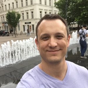 Meet your Posher, Cory